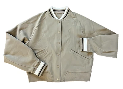 Chaqueta Colegial Lululemon Frontal A Presión Roble Transparente Caqui Tostado Neutro Talla Mediana Foto 1 de 4