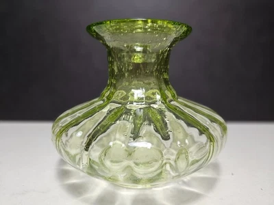 Jarrón corto vintage de vidrio soplado verde lima BIOT BUBBLE Foto 1 de 4