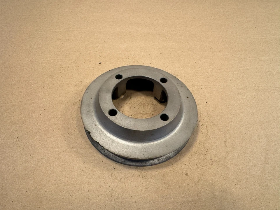 Jaguar XKE E-Type virabrequim polia V única original do fabricante de equipamento original C14589 - Imagem 1 de 4