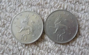 2x 10p Ten Pence Coins LARGE OLD 1973 & 1975 - LOOK! - Picture 1 of 2
