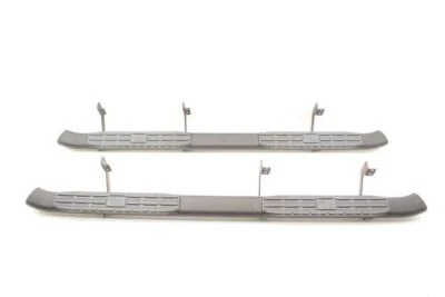 Nissan Frontier Aftermarket TAC 2016-2018 par de estriberas Foto 1 de 4