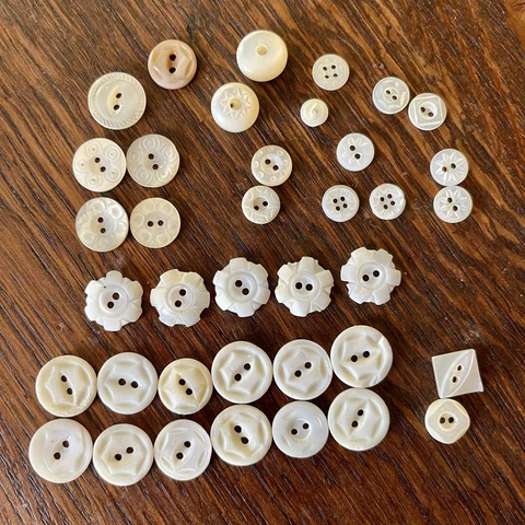 Antique Carved French Shell Buttons MOP Mother Of Pearl Lot Of 38 Cover