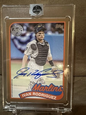 2024 Topps - Ivan Rodriguez - 1989 On-Card Autograph Gold /50 - Marlins Rangers - Image 1 of 3