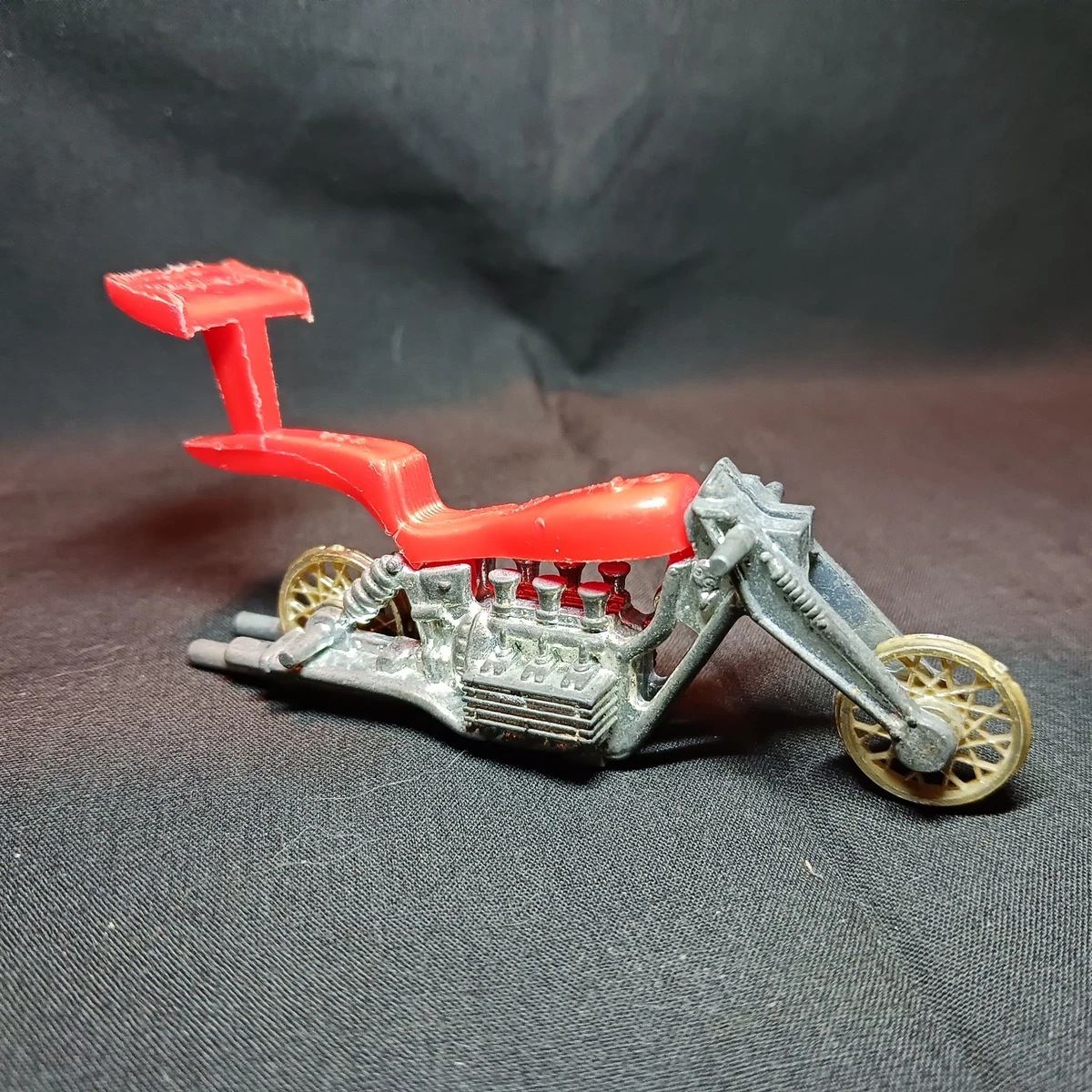 Hot Wheels Rrrumblers Vintage Manufacture Diecast Cars, Trucks