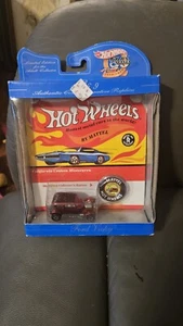 Hot Wheels 30 Years Authentic Commemorative Replica 1969 Ford Vicky Red .damage - Picture 1 of 7