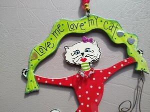 Freches Deko-Kunstschild "Love Me Love My Cat" zum Aufhängen - Bild 1 von 9