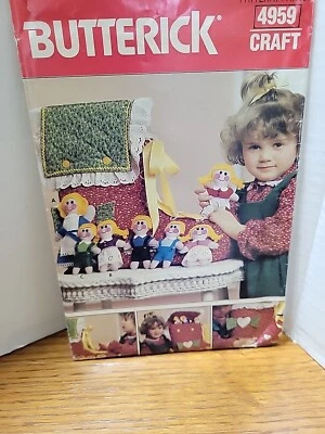 Juguete de aprendizaje LA VIEJA QUE VIVÍA EN UN ZAPATO Butterick patrón 4959 SIN CORTAR Foto 1 de 4