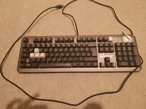 Qpad 100% tastertur, schwarz, guter zustand fast wie neu (VB) - Bild 1 von 1