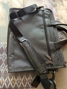TUMI ALPHA2 Slim Deluxe Portfolio Briefcase. Style 26110AT2. Unused. - Picture 1 of 2