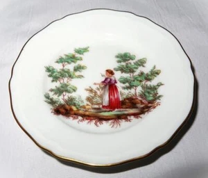 Richard Ginori, Pittoria, Italy, Woman, Pin, Ring, Trinket Tray or Dish, 3 3/4" - Picture 1 of 2