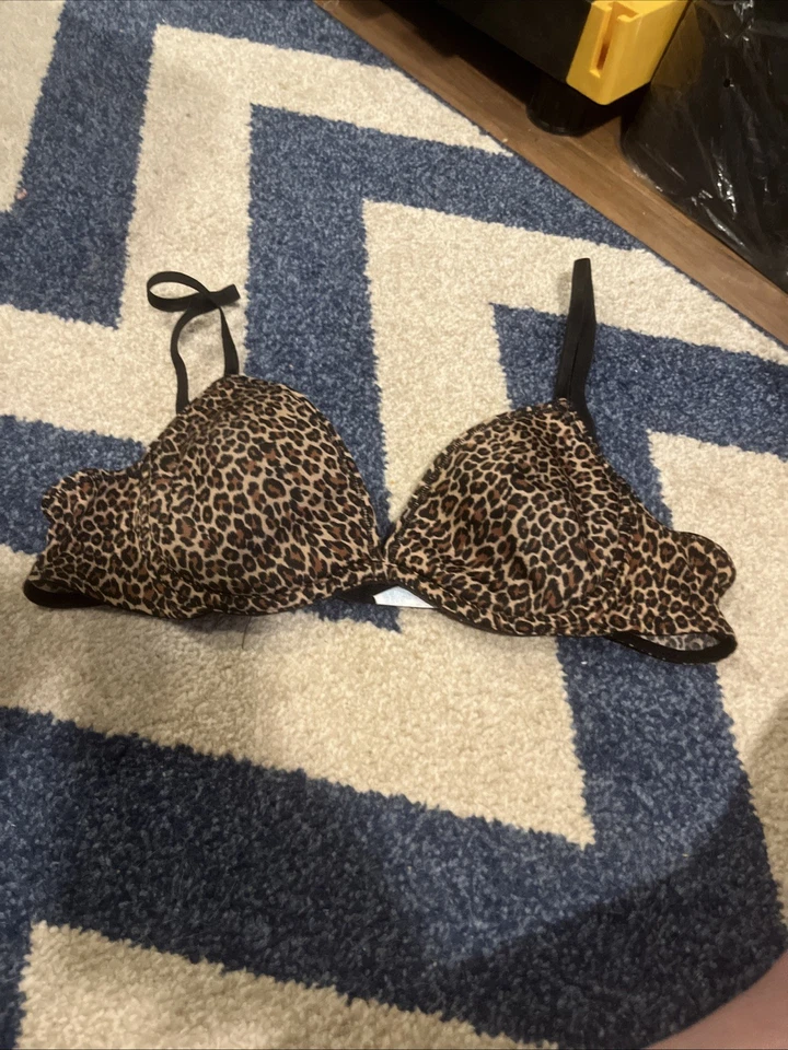 Sujetador Convertible Camiseta Lily of France 2177100 Perfecto - Apenas Beige 36D - NUEVO Foto 1 de 2