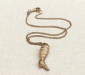 Vintage viktorianische Damen Bein/Stiefel Charm Uhr Anhänger Kette gewagte schicke Goldfill - Bild 1 von 9