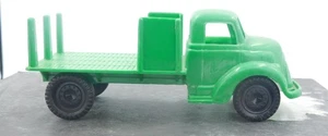 Marx Freight Terminal Green Hard Stake Bed Plastic Truck - Picture 1 of 4