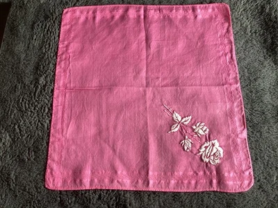 VTG  Pretty Dark Pink Handkerchief w/Satin Stitch White Rose 10.5x11 Pattern Edg - Image 1 of 2