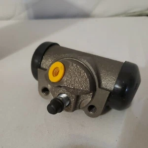 1948-1954 Ford Truck /Ford Pickup F-1 & F-100 RIGHT REAR WHEEL CYLINDER 8M-2261 - Picture 1 of 5