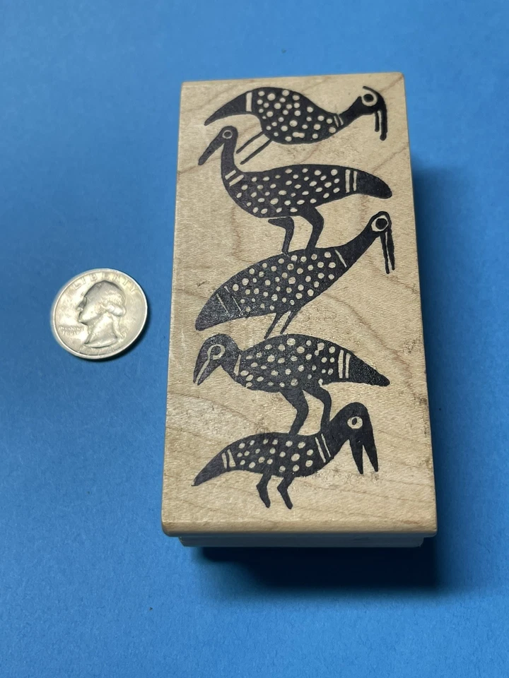 Sello de goma magenta NUNCA USADO - Cinco pájaros estilo arte egipcio - vintage  Foto 1 de 4