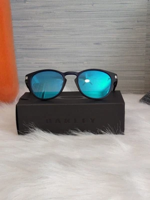 Gafas de sol Oakley con cierre OO9265-4253 mate carbono negro Prizm zafiro espejado Foto 1 de 4