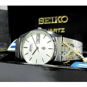 Seiko Lord Quartz 8243-7030 1979 White Dial Day-Date Vintage Watch w/ Box NM JP - Picture 1 of 10