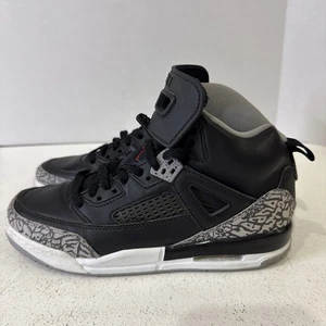 Jordan Spizike Sneaker Nero Cemento Ragazzo Taglia: 5,5Y - Foto 1 di 13