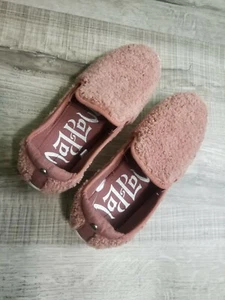 Sherpa Shoes 8 Twin Gore Pink Slip On Sneakers size 8 Mad Love - Picture 1 of 3