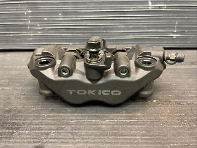 Honda CBR1000RR 2006-2007, pinza de freno delantera derecha OEM. Habrá pasado Foto 1 de 2