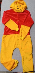Winnie Puuh Kinderkostüm Gr. 125/140 ca. 8 Reißverschlusstaschen unten Knöpfe - Bild 1 von 9