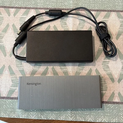 Estación de acoplamiento doble Kensington SD5700T 4K 90W PD Thunderbolt 4 (K35175NA) Foto 1 de 4