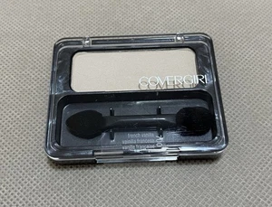 COVERGIRL Eye Enhancers Eyeshadow Single 700 FRENCH VANILLA New/Sealed - Picture 1 of 6