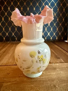 Viktorianische antike Vase mit Glasperlen handbemalt weiß rosa Blumen gekräuselt Top - Bild 1 von 7