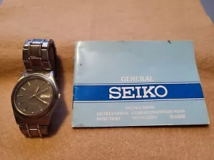 Seiko Titanium 7N43-9069 Orologio da Polso Uomo Giorno/Data Quarzo Ricambi - Foto 1 di 8