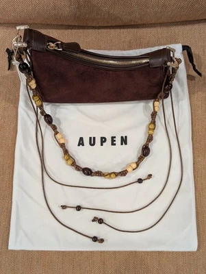 Bolso Aupen Nirvana de Gamuza Chocolate con una Preciosa Correa Retro de Cordón con Cuentas Foto 1 de 4