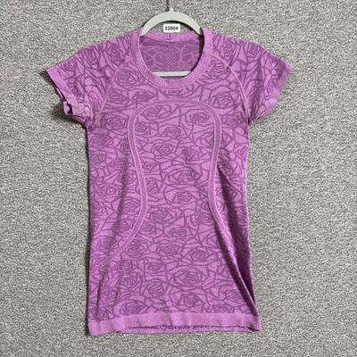 Lululemon Women's Size 6 Purple Swiftly Tech Short Sleeve Activewear T-Shirt - Image 1 of 4