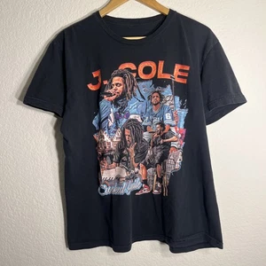 J Cole Graphic T-Shirt Mens L Black Rap Hip Hop Chicago Short Sleeve - Foto 1 di 6