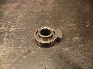1986 HONDA CR80R KICKSTART KICK START SHAFT RELEASE GEAR - Picture 1 of 9