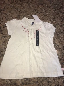 NWT Baby Gap Flowers Embroidered T-shirt Off-White S/S Toddler 4  - Picture 1 of 3
