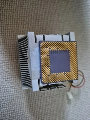 AMD Athlon A1000AMT3B 1000MHz 1.0GHz Socket A 462 Processor CPU & HeatSink Combo - Image 1 of 4