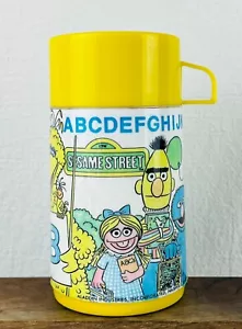 1979 Sesame Street Aladdin Thermal Drink Bottle Kids Thermos Hot Cold Great Cond - Picture 1 of 13