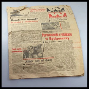vintage old retro collectable Newspaper Wieczor Wroclawia no. 76 - Poland 1980s - Foto 1 di 3