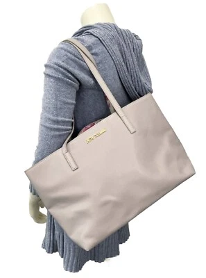 Bolso de hombro Betsey Johnson Zaria Blush imitación cuero y floral Foto 1 de 4