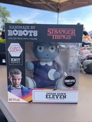 手工制作机器人:陌生人事物“Upside Down Eleven”针织乙烯基 MegaCon #282 — 第 1/4 张图片