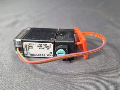 Burkert 电磁阀,0375,C 3/64,24V - 交流电/直流 — 第 1/3 张图片