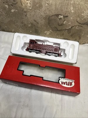 Atlas HO Scale RI Rock Island Alco S1 Diesel Locomotive Switcher #599 8806 Mint - Image 1 of 4