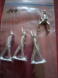 Figuren ca 1:43 4 Zinnfiguren militär historisch unbemalt (100) - Bild 1 von 1