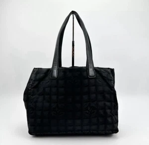 CHANEL Choco Bar CC Black Tote Bag - Picture 1 of 8