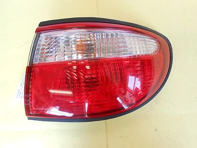 2000 马自达 Millenia 右尾灯组件 — 第 1/3 张图片