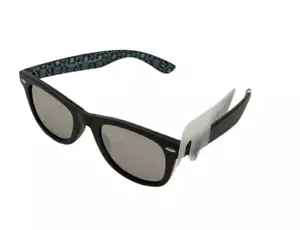 Disney Parks Pirates of the Caribbean Adult Mirrored Sunglasses 100% UV NEW - Picture 1 of 7
