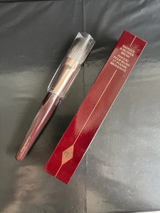 Charlotte Tilbury BRONZER & BLUSHER BRUSH ROSE GOLD & NIGHT CRIMSON - Picture 1 of 1