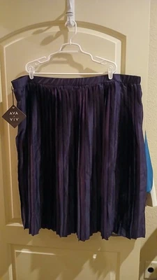 NWT Ava And Viv Skirt, 4x 28W Plum Knee-length - Image 1 of 4
