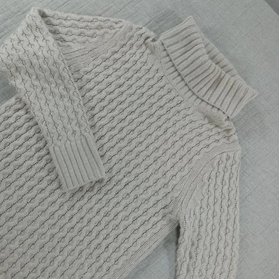 Suéter pulôver J Crew malha cabo gola alta cinza mistura de lã merino pequeno - Imagem 1 de 4