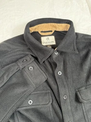 Legendary Whitetails Fleece Shacket Mens Shirt LT Jacket Black Outdoors Pockets - Image 1 of 4
